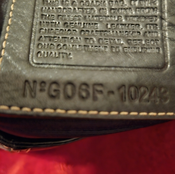 Coach Vintage Hampton Hobo Black Shoulder Bag - Picture 9 of 12